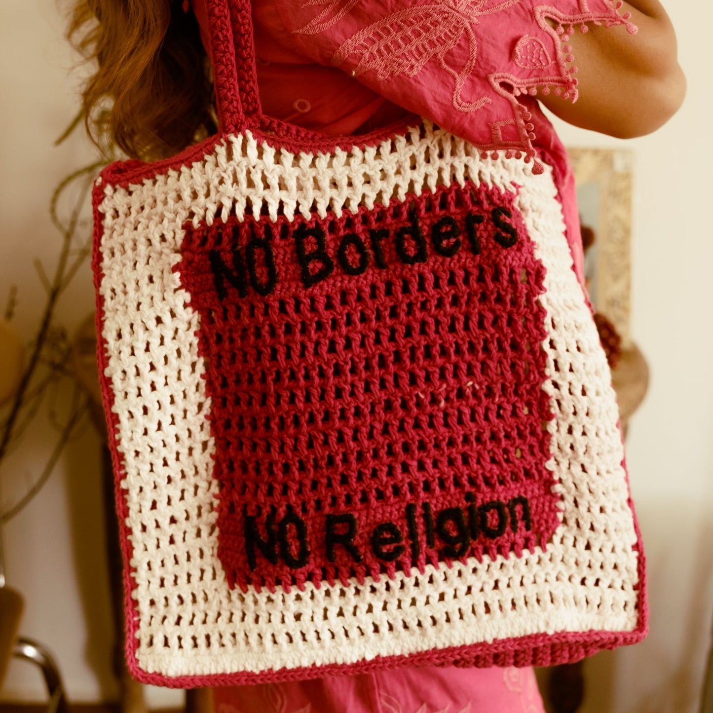 WE ARE CONNECTED TOTE